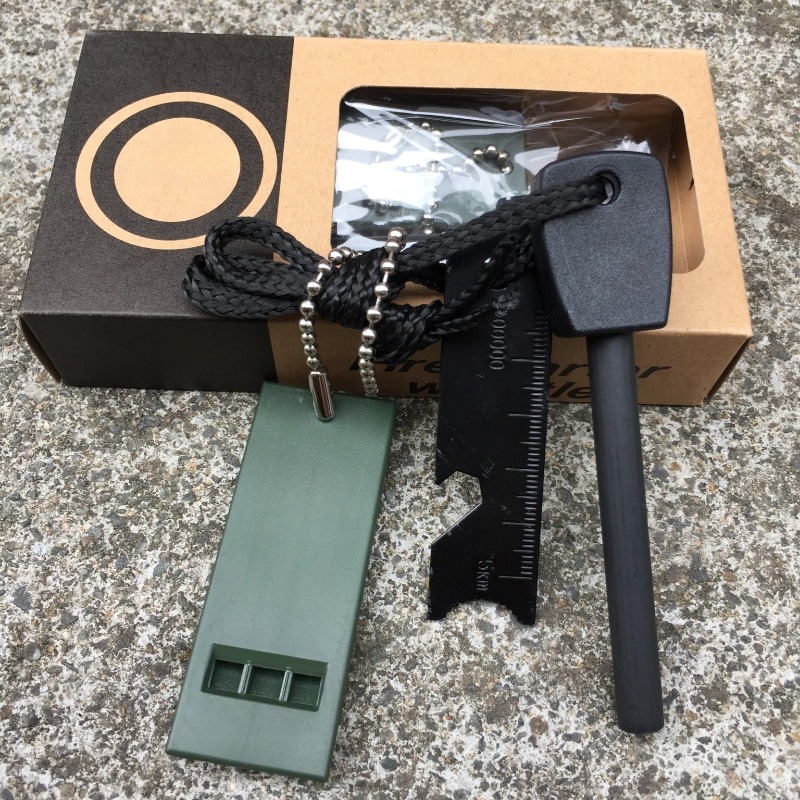 Outdoor Survival Fire Starter  - Ferro Rod Striker 评论和价格