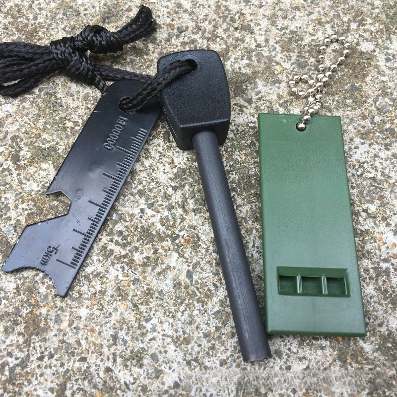 Outdoor Survival Fire Starter  - Ferro Rod Striker 评论和价格